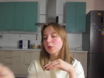 Nude cam girl 1_girl_ image #1469798