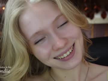 Nude cam girl bestblondiiecb image #3610634