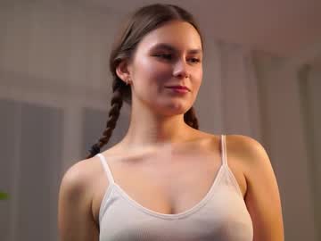 Nude cam girl philomenacutsforth image #7019410