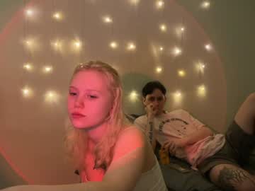 mewmewxo nude girls camming