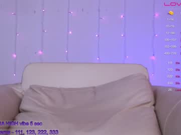 Nude cam girl sapphirealice image #3682650