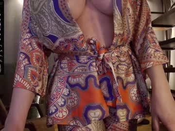 Nude cam girl karrin image #4458714