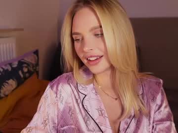 Nude cam girl _sexi_lexi image #2751389