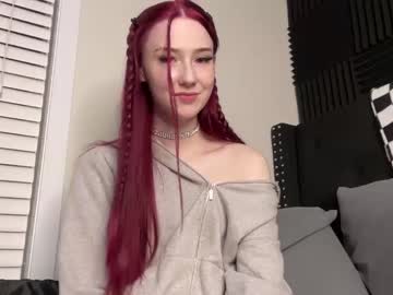 Nude cam girl petite_scarlettt image #5181012