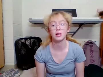 Nude cam girl blonde_katie image #5790925