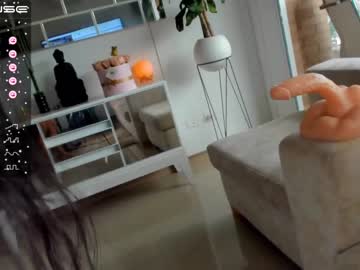Nude cam girl swt_molly image #4377262