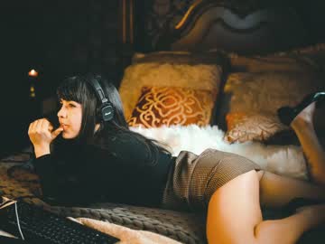 Nude cam girl ingennui image #4062659