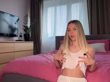 Nude cam girl nika_lodge_official image #7059379