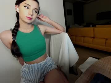 Nude cam girl ehotlovea image #2860569