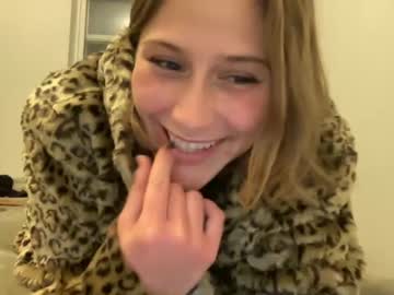 Nude cam girl matlikecat image #2918359