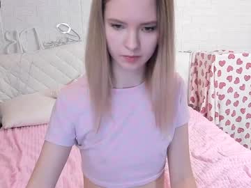 Nude cam girl helena_hott image #1681040