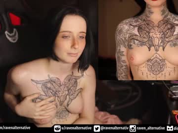 Nude cam girl raven_alternative image #2084652