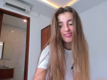 Nude cam girl coy_amina image #2172455