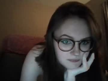 Nude cam girl kitty__kitty__ image #3393981