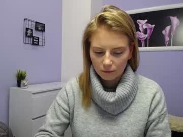 Nude cam girl julie_wayne image #3352909