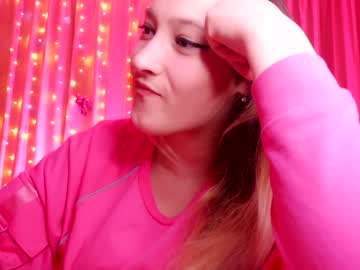 Nude cam girl aveksmr image #3626529