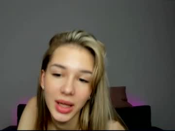 Nude cam girl holly____ image #3152017