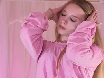 Nude cam girl katt_y image #7015720