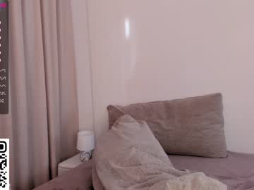 Nude cam girl peek_in_my_window image #6200941