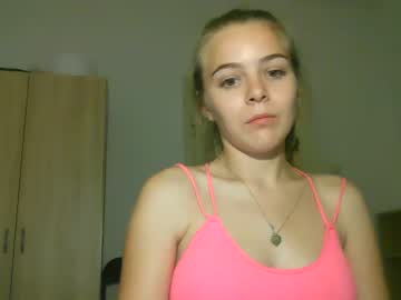 Nude cam girl inocent_student17 image #4977734