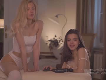 Nude cam girl _2strangers image #6745899