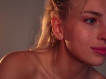 Nude cam girl artmosphera image #2099574
