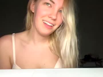 Nude cam girl mariah95 image #1656406