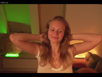 Nude cam girl chillwithkira image #1853695