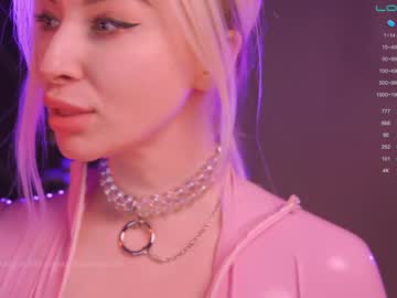 Nude cam girl bronnica image #4397788