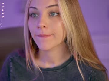 Nude cam girl mia_milagros image #4052844