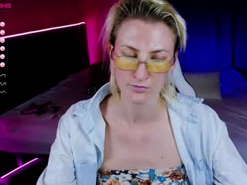 Nude cam girl eva__blonde image #2153427