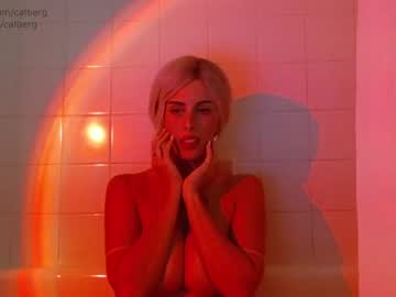 Nude cam girl catberg image #2958278