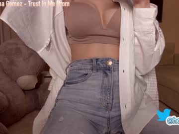 Nude cam girl hollyextra image #1508065