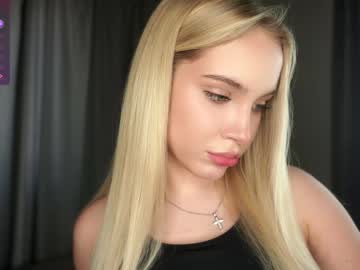 Nude cam girl lipswithsmileonthem image #6976495