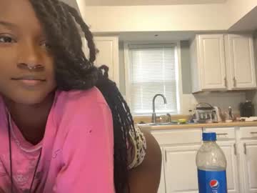 Nude cam girl zaelas image #4582855