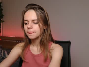 Nude cam girl alisastrange image #3425108