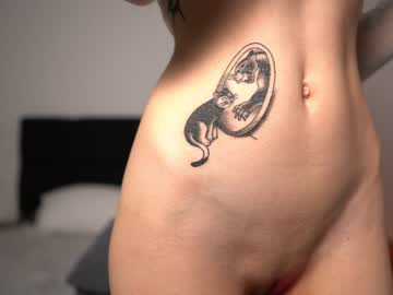 Nude cam girl aria_diaz image #6756515