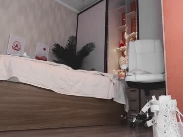 Nude cam girl hi_teika image #2223040