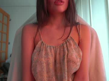 Nude cam girl mystikei image #4912316
