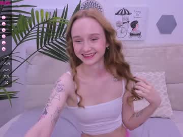 Nude cam girl hillikitt image #2984239