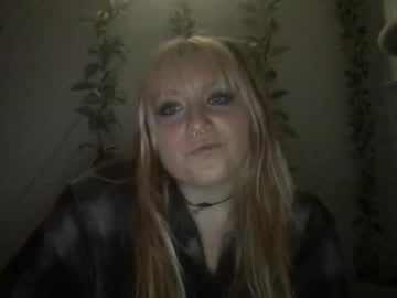 Nude cam girl wallabyxxx image #3200023