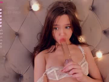 Nude cam girl dollorrie image #2993477