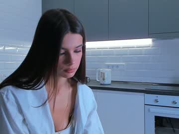 Nude cam girl janecoxa image #5663285
