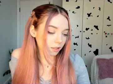 Nude cam girl thisisamelia image #4338386