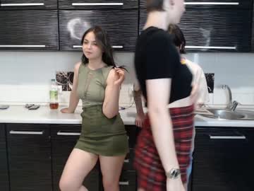 Nude cam couple renae_tom image #4519913