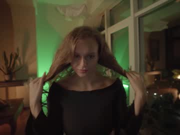 Nude cam girl chillwithkira image #827928