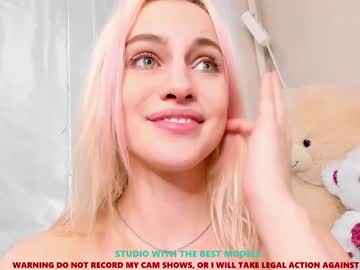 Nude cam girl stella_blush image #1198337