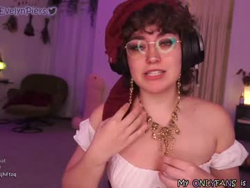 Nude cam girl evelynpiers image #2817716