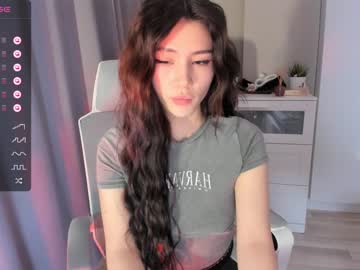 Nude cam girl hee_jin image #5543907