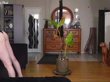 Nude cam girl tinatopp image #1045852